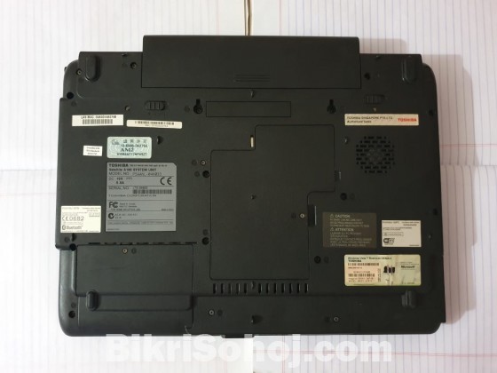 Laptop - Toshiba Satellite A100 (Singapore)